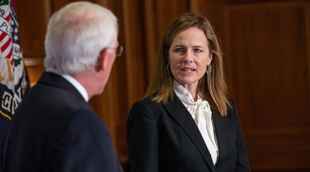 Amy Coney Barrett stabbed Trump in the back with this horrible defeat ...